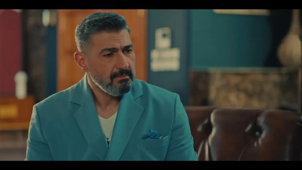 ياسر جلال يعترف بحبه لآيتن عامر في الحلقة 13 من مسلسل كلهم بيحبوا مودي